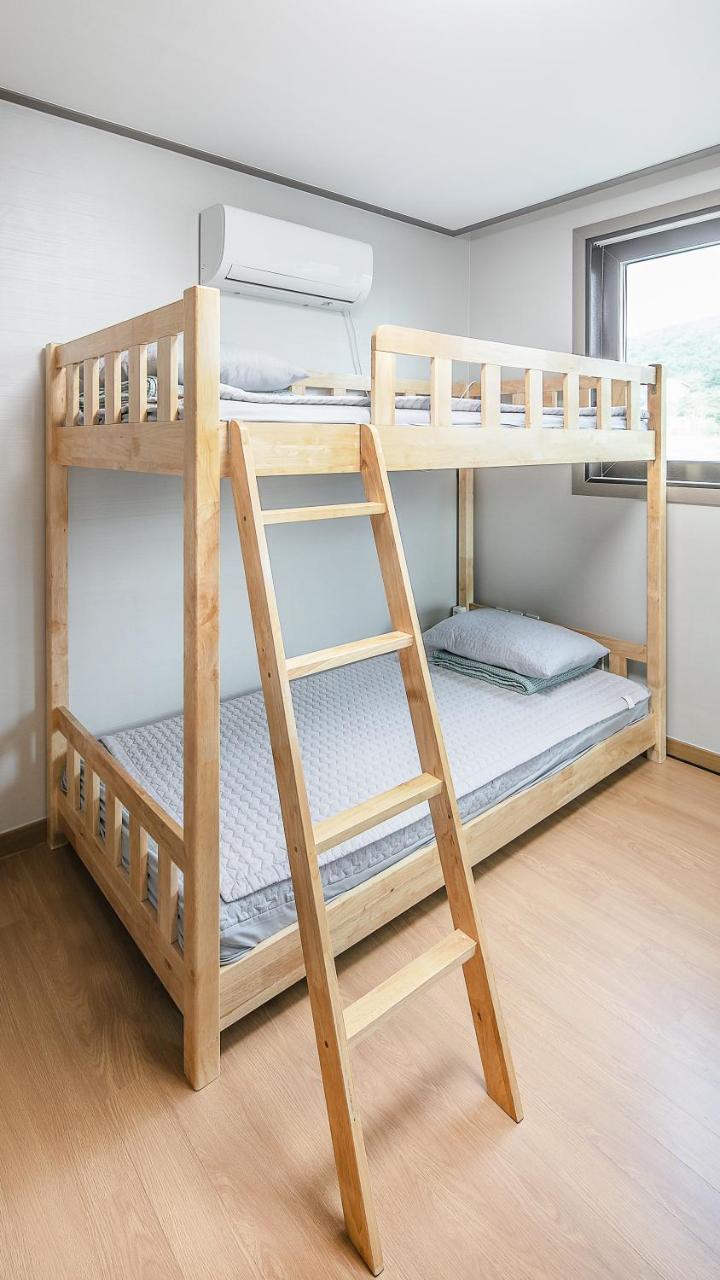 Leeon Guest House Inchon Exteriör bild