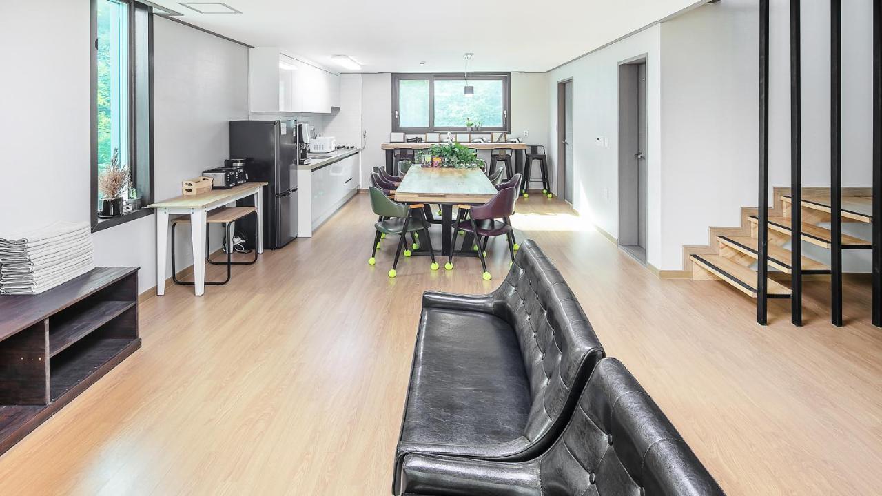 Leeon Guest House Inchon Exteriör bild