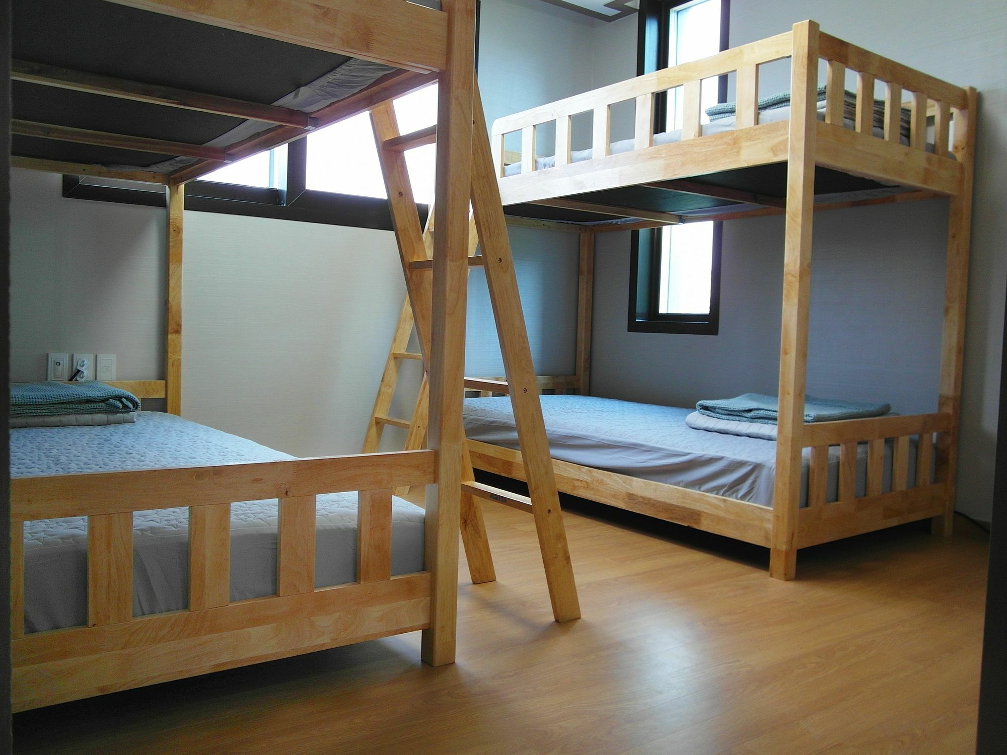 Leeon Guest House Inchon Exteriör bild